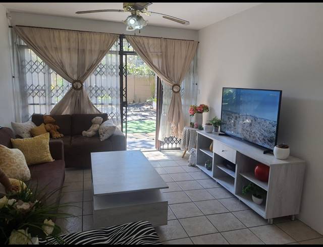 2 BEDROOM FLAT SOLD IN PINETOWN CENTRAL